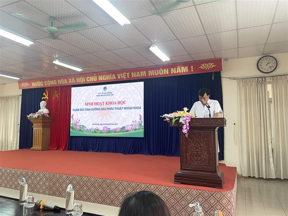 Sinh hoạt khoa học chuyên đề  “Chăm sóc dinh dưỡng sau phẫu thuật Ngoại khoa”